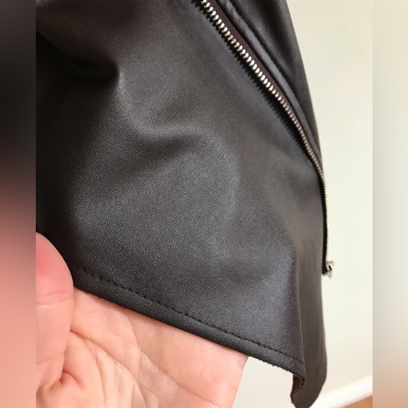 Ya ya & Co brown vegan leather and suede sleeveless vest - Picture 10 of 11